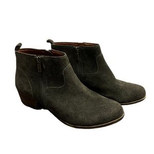 Lucky Brand Basel Women's Ankle Bootie olive green Size 9!!